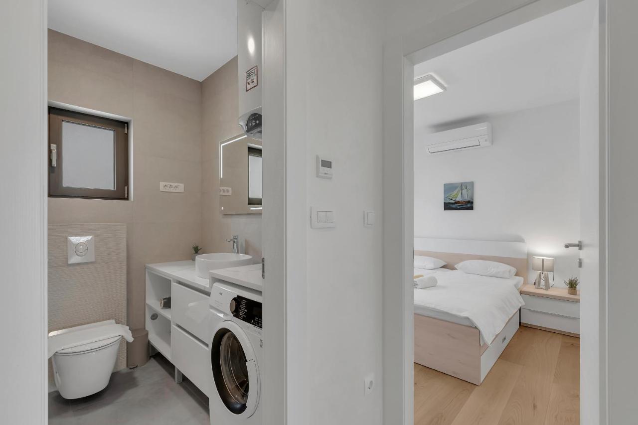 Luxury Apartment Adriasun Free Beach Parking Макарська Екстер'єр фото